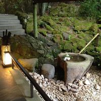 内風呂近くの庭