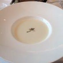 カリフラワーの冷製ポタージュ