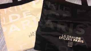 お土産にショッピングバック