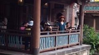 周囲から隔絶された素晴らしい庭園