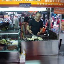 その場で作ってくれるので出来たてが食べられます。