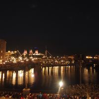 ここから夜のショーが見られます