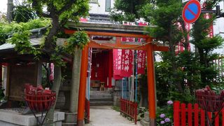 安藤広重の錦絵の題材　狐の行列