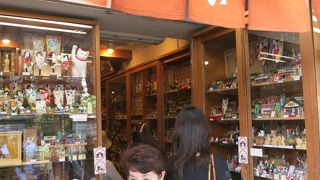 店内撮影禁止、店頭飲食禁止