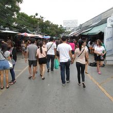 チャトゥチャック・ウィークエンド・マーケット