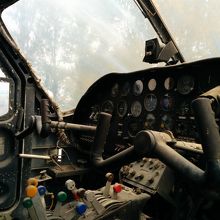 コクピット内も覗けます