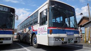 必見！　アニメ作品ラッピングバス！