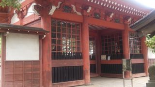 この辺りでは一番立派な神社です