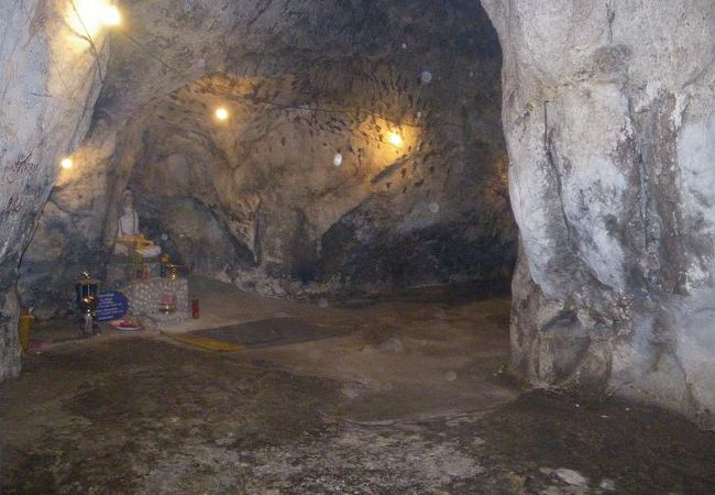 洞窟は体勢がきつかったです