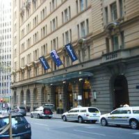 ホテルの入り口です。