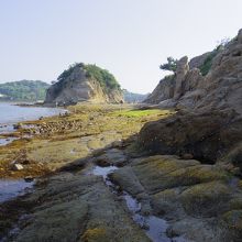 左側から歩ける岩場