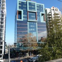 ミルソンズポイント駅から見えます。