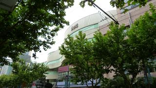 地下鉄直結、空港へのアクセスも良し。