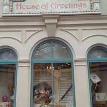 窓辺のミッキーたちがかわいい