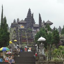 ブサキ寺院（バリ、ヒンドゥー教の総本山）