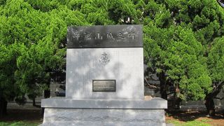 激戦の末、海に沈む