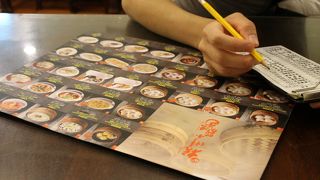 清潔な店内、薄皮で美味しい小籠包♪