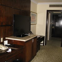 スーツケース2個は余裕で広げられます。