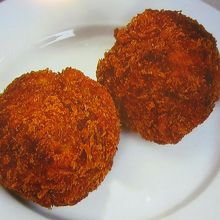 「元祖丸メンチカツ」￥200