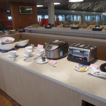 軽食の所です。粥や小吃などが各種あります。