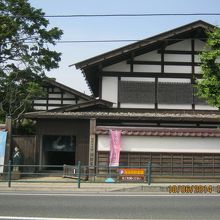 入口の外観です。