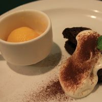 地元の食材を使った料理。イタリアンも本格的。