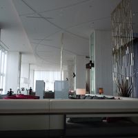 広くて明るいロビー