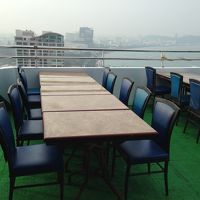 朝食ビュフェのレストランテラス