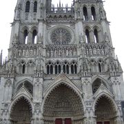 フランスで最も大きく、かつ高さを誇る大聖堂