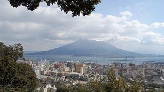 鹿児島市街と桜島を一望