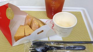 朝早いフライト前の軽食におすすめ