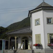 八角形の屋根が目印