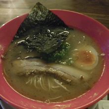 本格豚骨ラーメン。