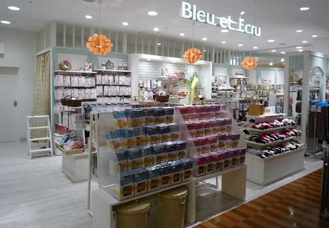 Bleu et Ecru (茨木ビブレ店)