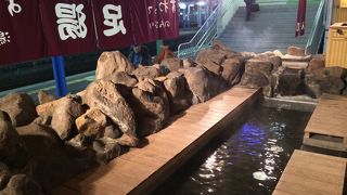 駅ナカ温泉は足湯になりました