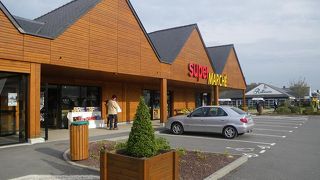 便利なスーパー