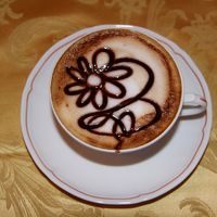 朝食のカプチーノ　その２（お花）