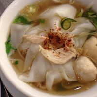 朝食のフォーは、スタッフの方がサクッと作ってくれて美味しい！