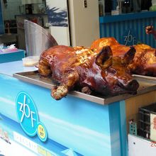 美味しそうな子豚の丸焼き