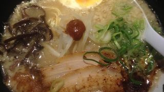 豚骨ラーメン　こくうま