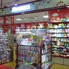 キャラクターの文房具が人気