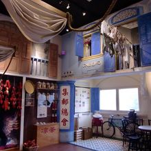 展示室で時代ごとに設定されています。