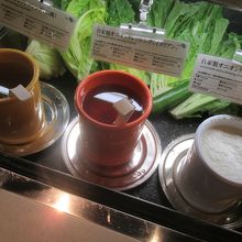 さすが淡路島、この自家製オニオンドレッシングは絶品！