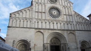 ザダル・聖ストシャ大聖堂