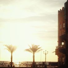 サンセットビーチのすぐ側です