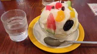 初めて食べる人は小さいサイズを