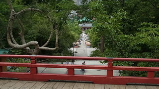 清水寺を模して建立された