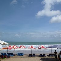 ホテル前のビーチ