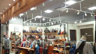 バックや雑貨のセレクトショップ！