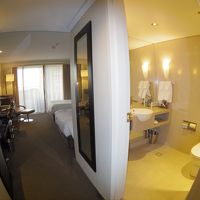 室内入ってすぐの全景